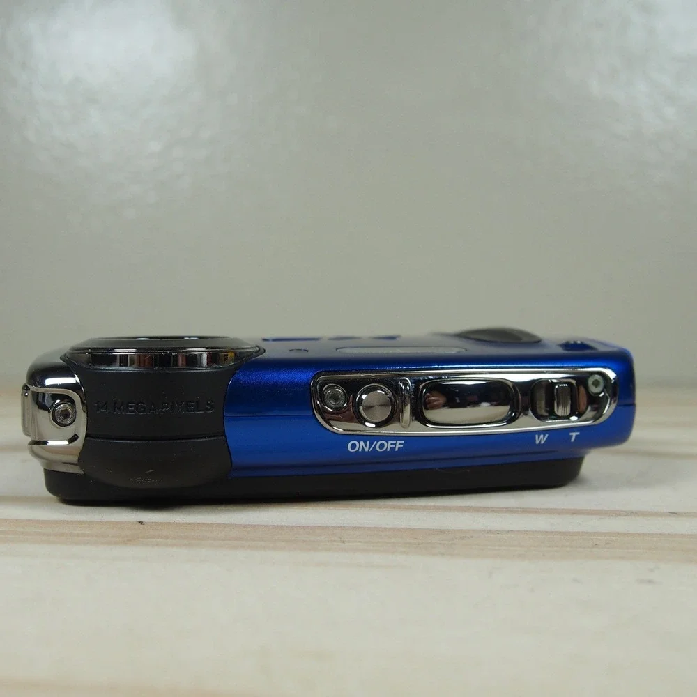 Fujifilm‎ FinePix XP55WM 14.0MP Digital Camera Bundle Blue W/Charger + Battery